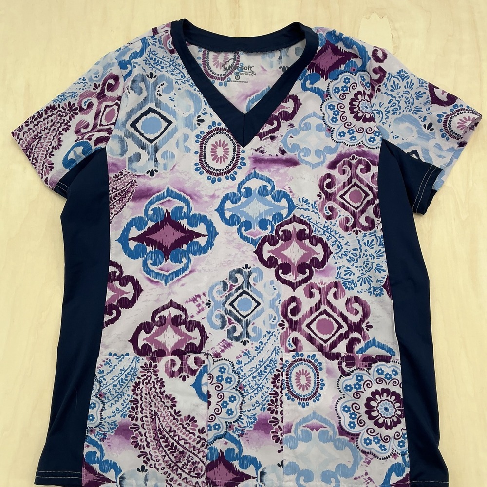 Butter-Soft Stretch Scrub Top Womens M Navy Purple Paisley V-Neck Modern Boho